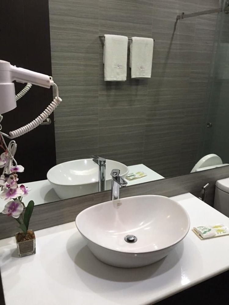 レノックス ホテル Dagupan City エクステリア 写真